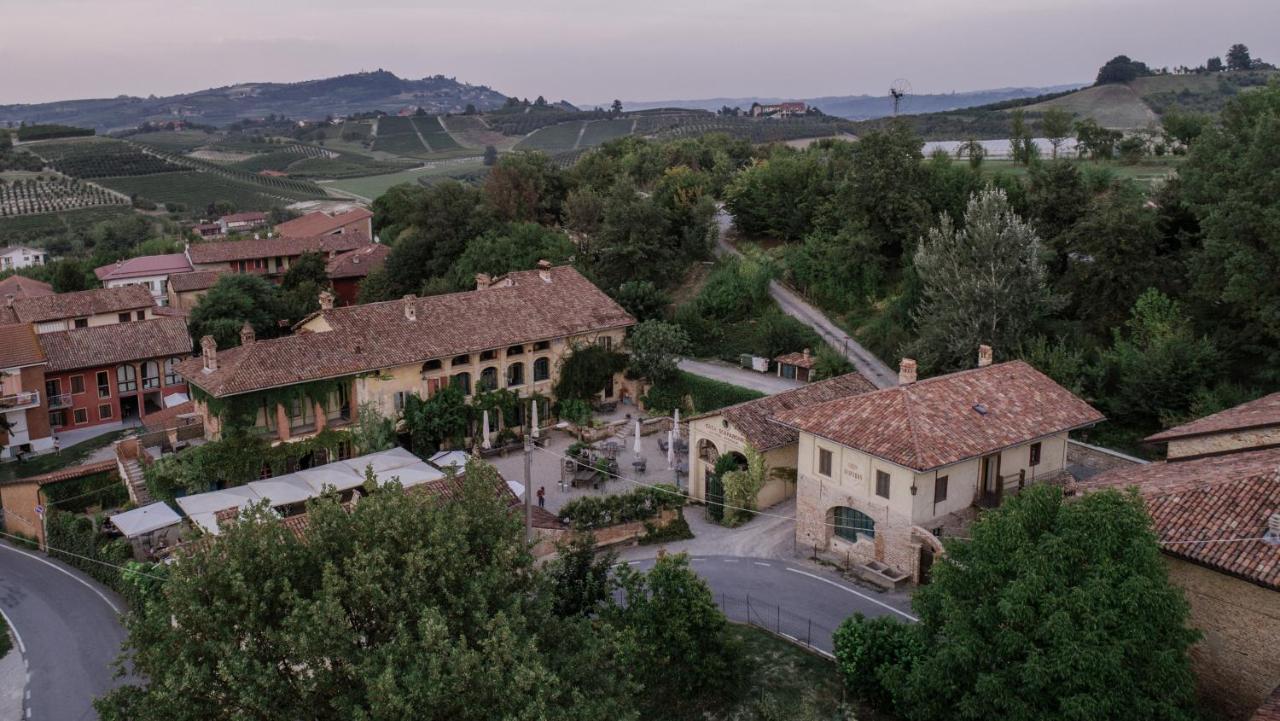 Borgo Casa Scaparone Villa อัลบา ภายนอก รูปภาพ