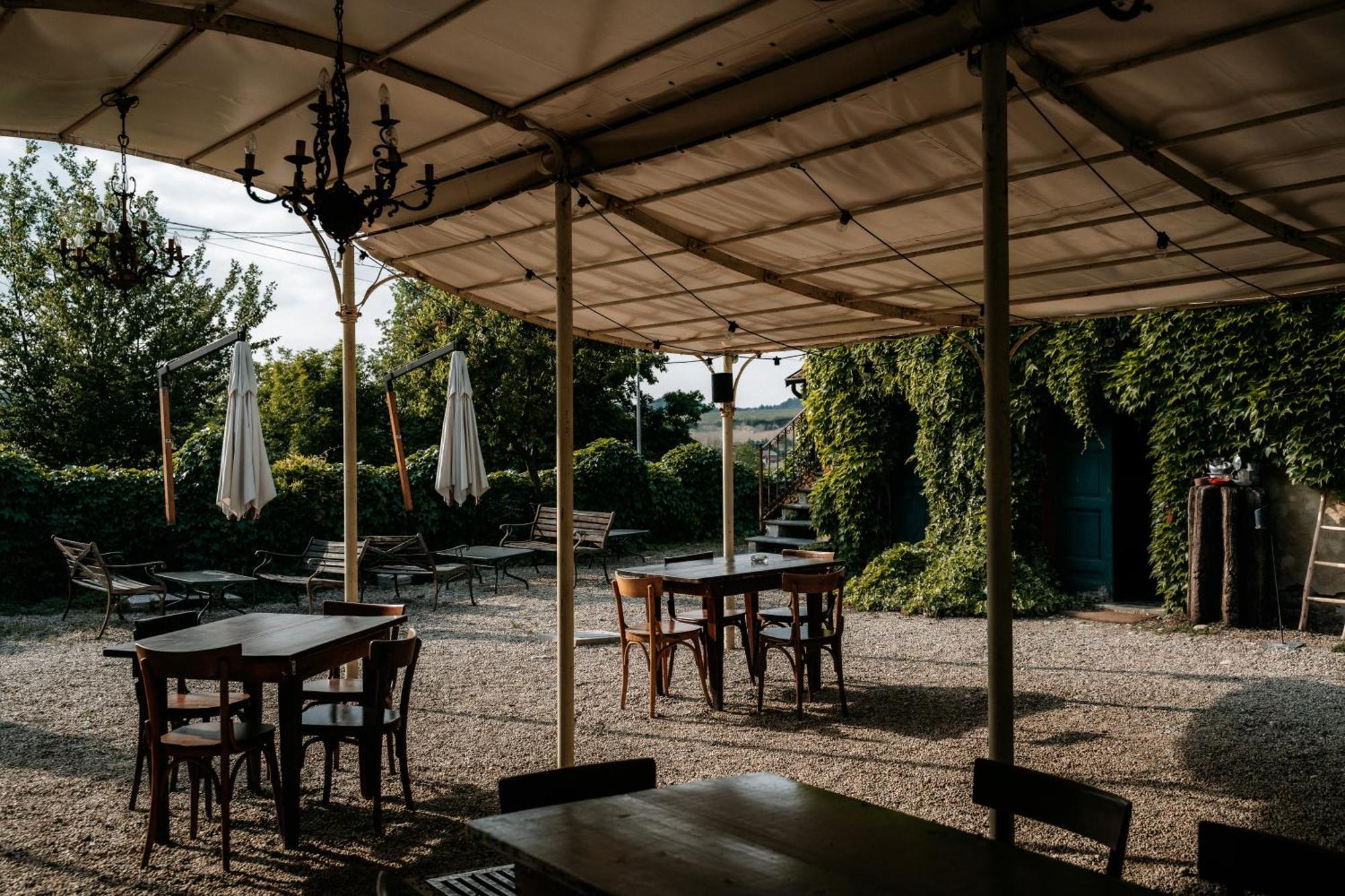 Borgo Casa Scaparone Villa อัลบา ภายนอก รูปภาพ