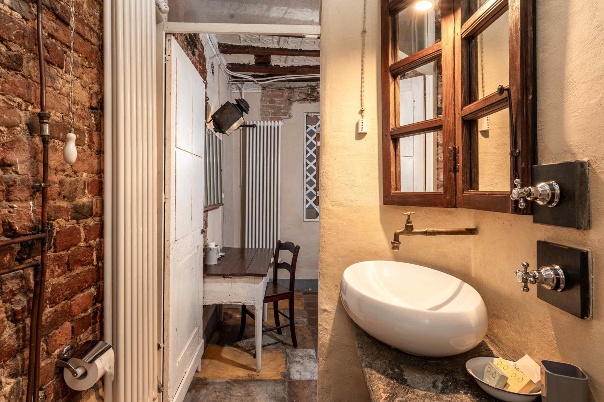 Borgo Casa Scaparone Villa อัลบา ภายนอก รูปภาพ