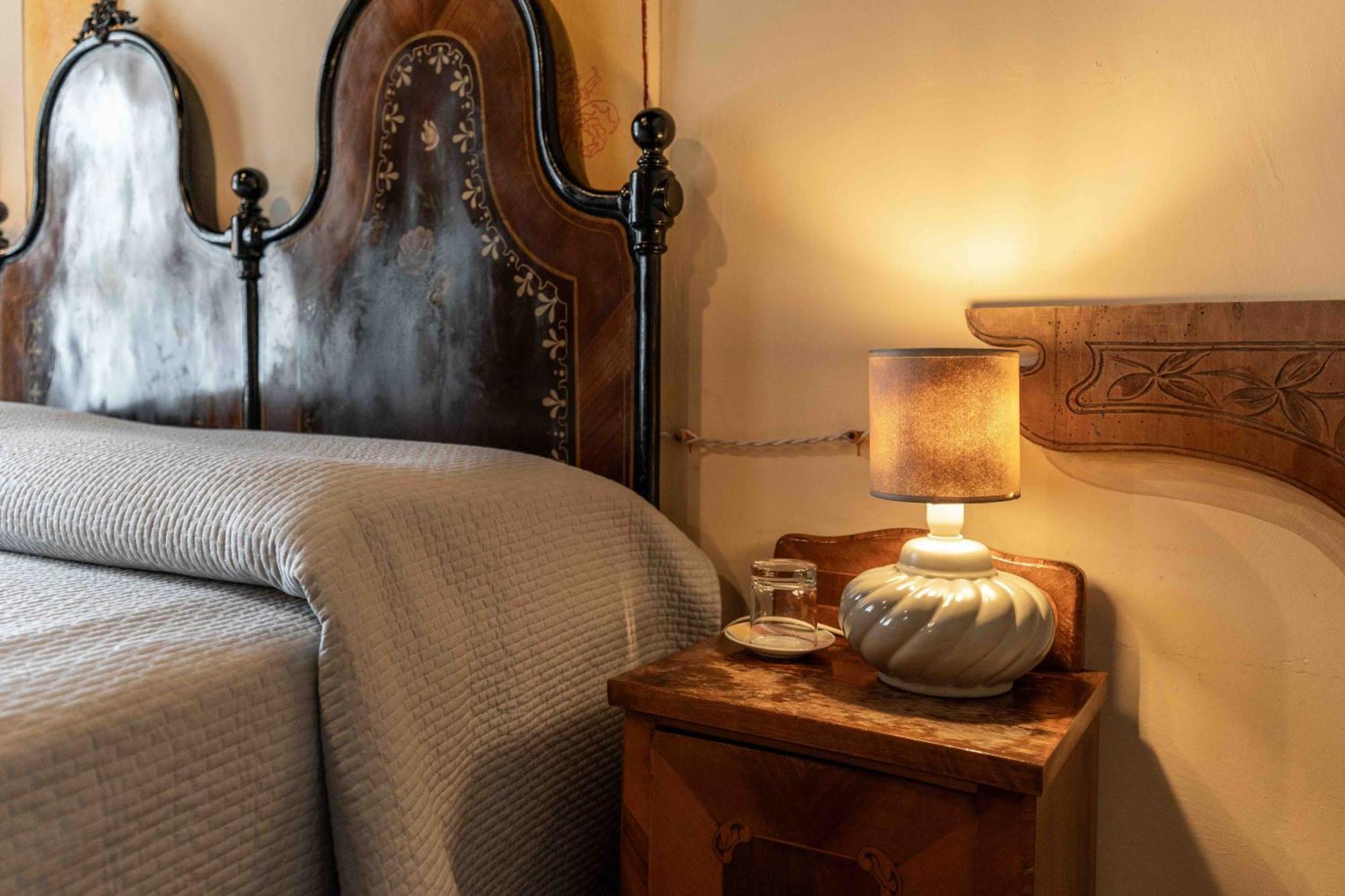 Borgo Casa Scaparone Villa อัลบา ภายนอก รูปภาพ
